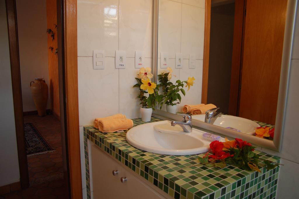 B&B Villa Borromeo Salvador Exteriör bild